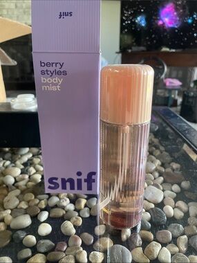 Snif Berry Styles Body Mist